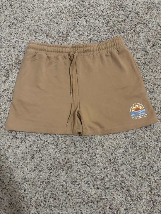 Hurley Pants - Hurley Tan Drawstring Athletic Shorts with Logo Patch